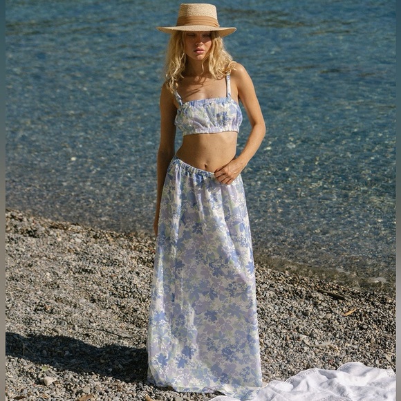 Venesa Maxi Crop Top